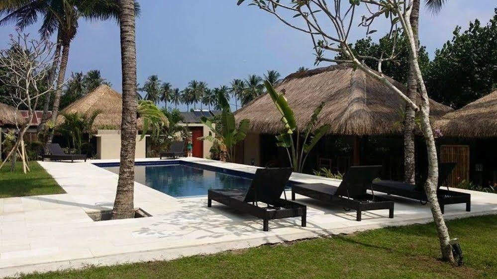 Mama Bella'S Retreat Acomodação com café da manhã Senggigi Exterior foto