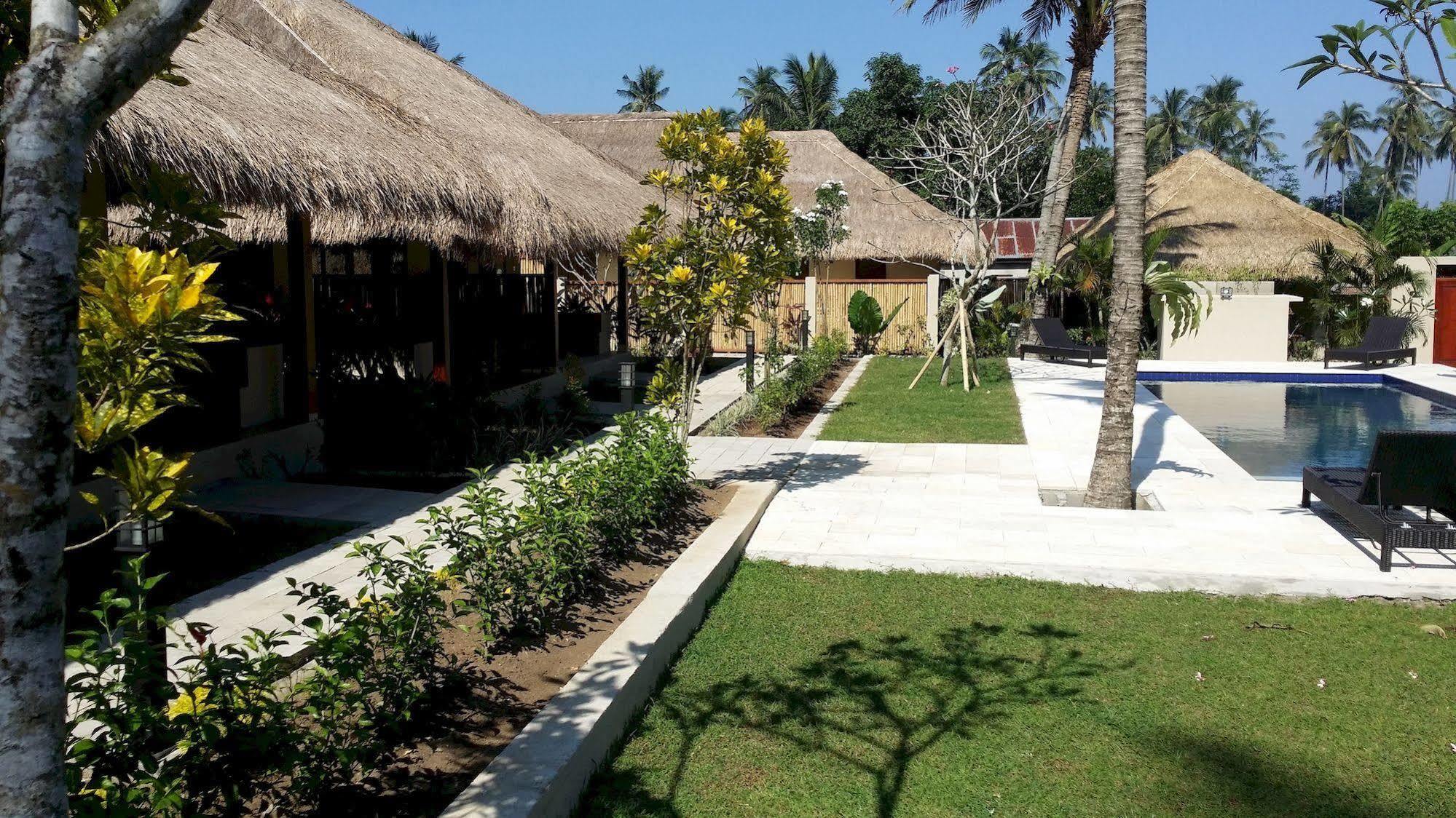 Mama Bella'S Retreat Acomodação com café da manhã Senggigi Exterior foto